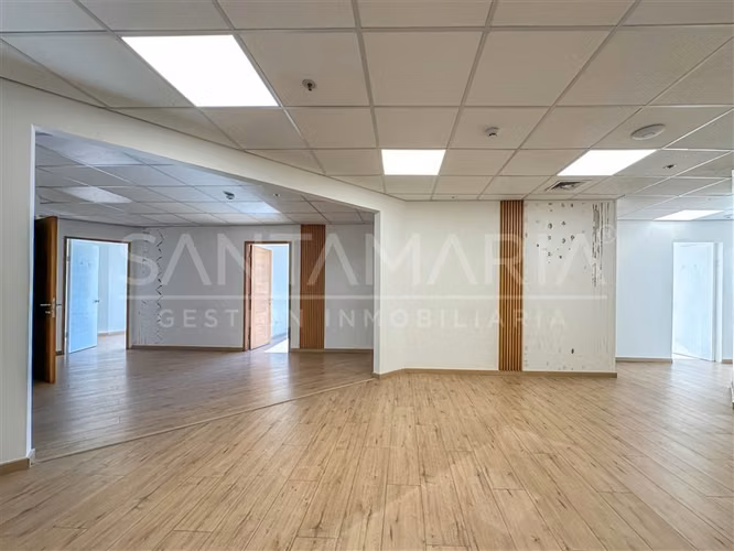 ARRIENDO Oficina ubicada en Barros Arana, Concepción Centro