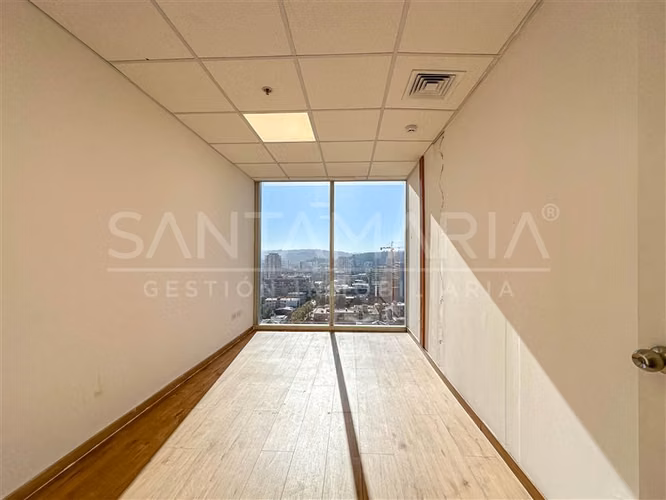 ARRIENDO Oficina ubicada en Barros Arana, Concepción Centro