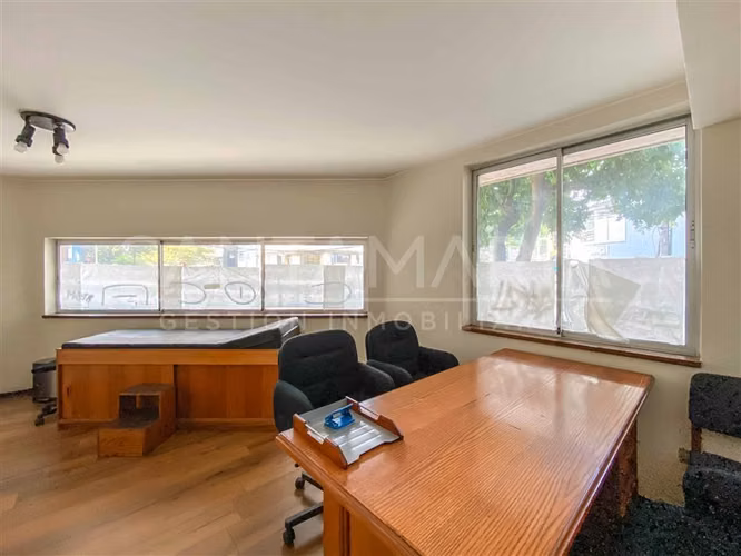 VENTA Oficina Av. Chacabuco Centro de Concepción, Concepción