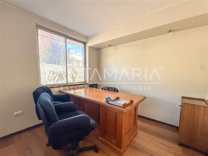 VENTA Oficina Av. Chacabuco Centro de Concepción, Concepción