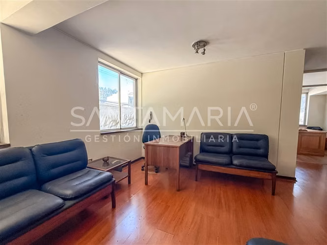 VENTA Oficina Av. Chacabuco Centro de Concepción, Concepción