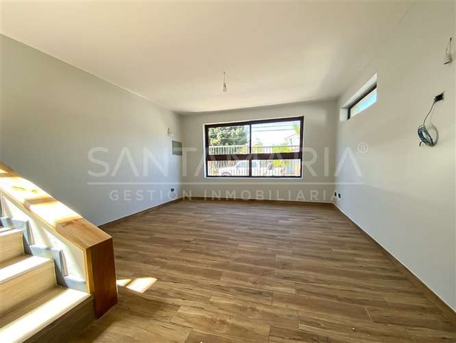 Casa en venta de 3 dorm. en calle Las Lilas, Chiguayante