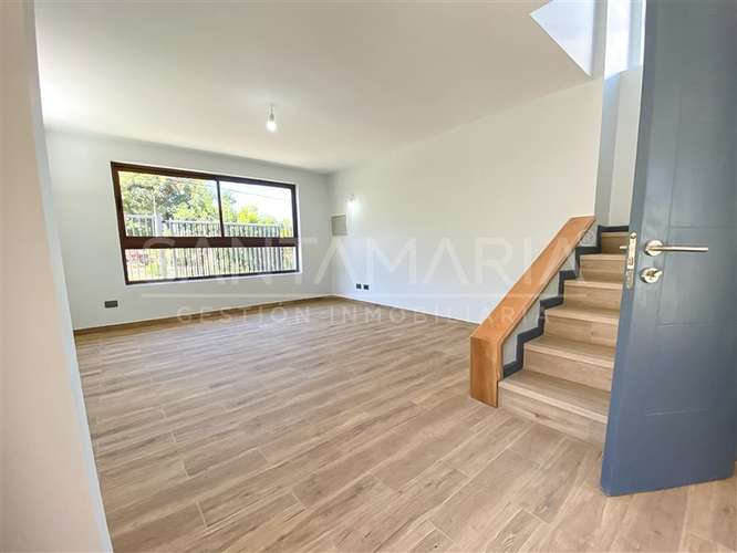 Casa en venta de 3 dorm. en calle Las Lilas, Chiguayante
