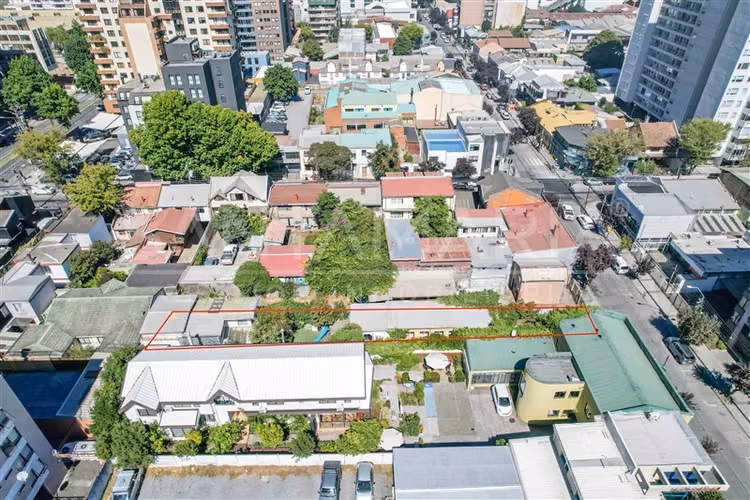 VENTA Terreno 390m2 en calle Cochrane, Concepción