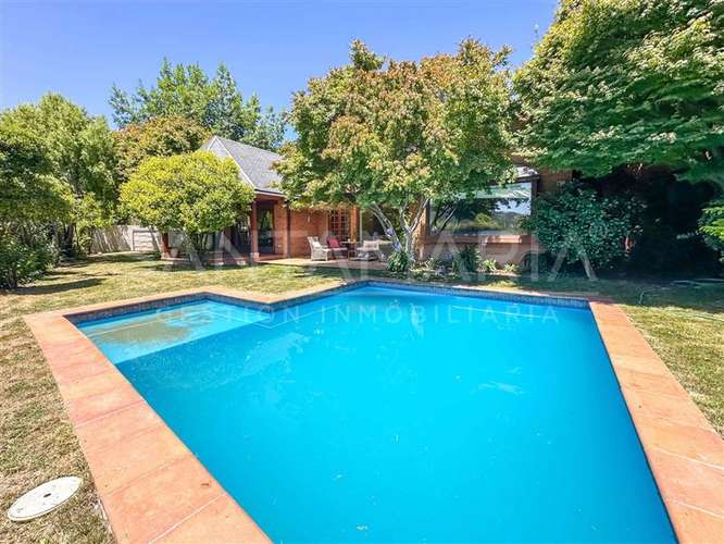 VENTA Casa Lonco Parque, Chiguayante