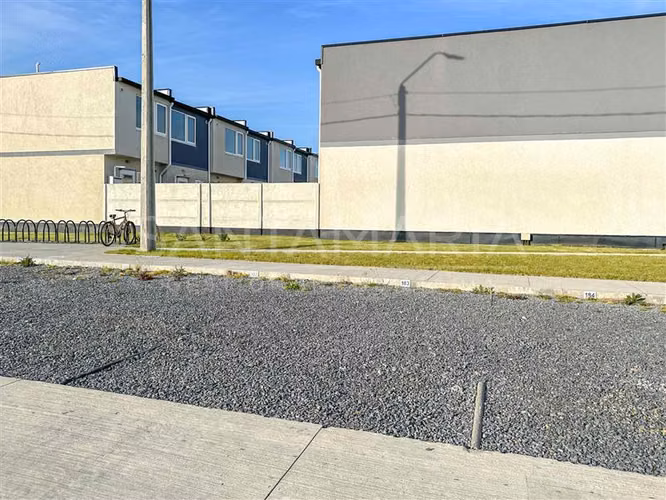 Casa en venta de 2 dorm. en San Pedro de la Paz