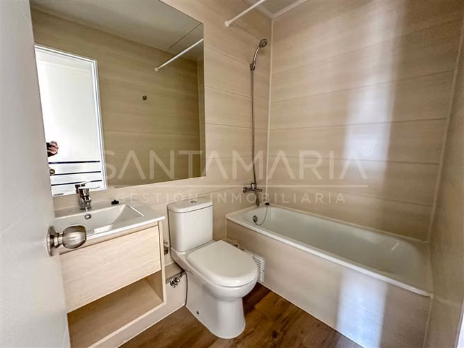 Casa en venta de 2 dorm. en San Pedro de la Paz