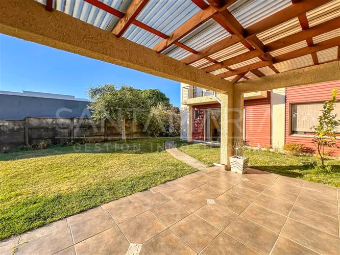 Casa en venta de 5 dormitorios en Pingueral, Tomé
