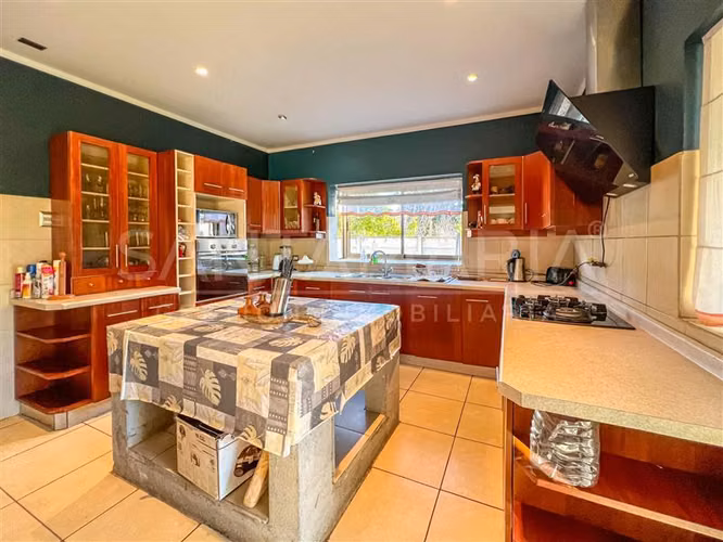 Casa en venta de 5 dormitorios en Pingueral, Tomé