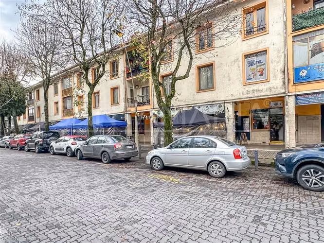 ARRIENDO Local comercial ubicado en Plaza Perú, Concepción.