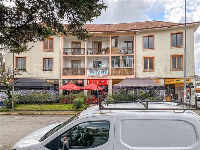 ARRIENDO Local comercial ubicado en Plaza Perú, Concepción.