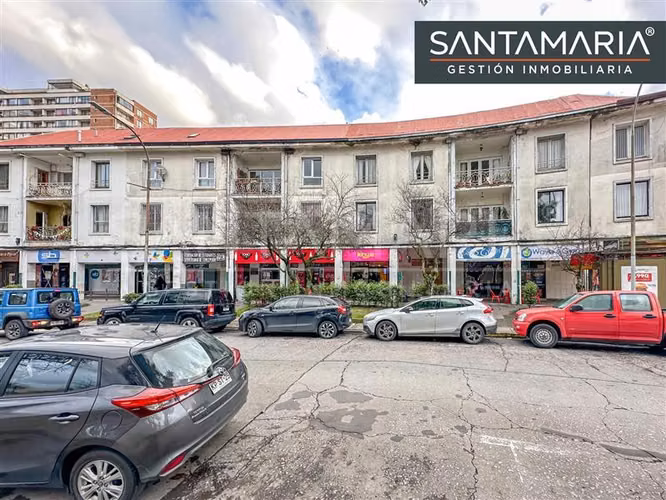 ARRIENDO Local comercial ubicado en Plaza Perú, Concepción.
