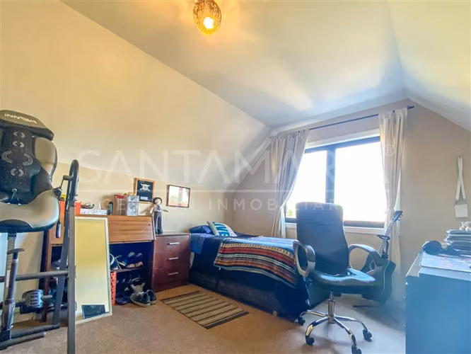 Casa en venta de 4 dorm. en San Pedro de la Paz