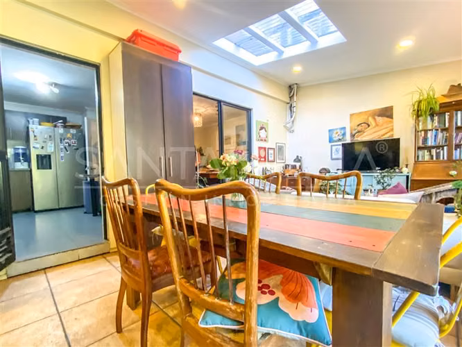 Casa en venta de 4 dorm. en San Pedro de la Paz