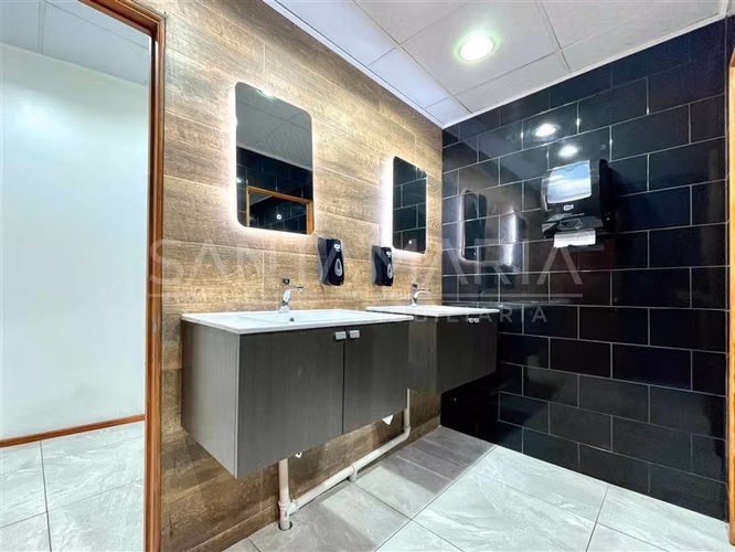 ARRIENDO Oficina ubicada en Arturo Prat, Concepción
