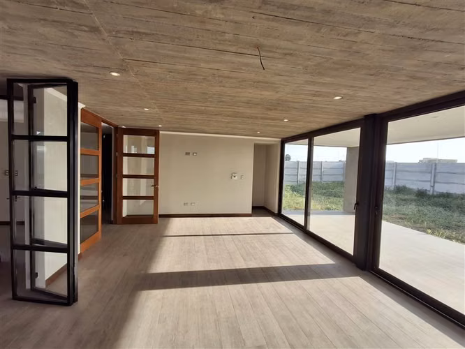 Casa en condominio venta de 3 dorm. en Talca