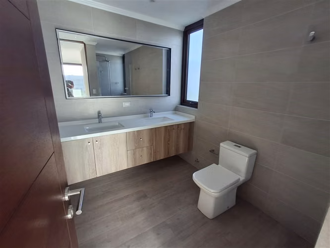Casa en condominio venta de 3 dorm. en Talca