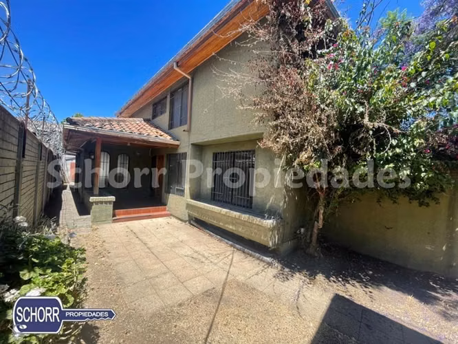 Casa en venta de 5 dorm. en Talca