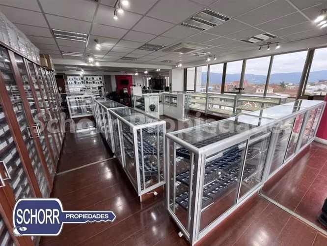 Oficinas de 140 m2 planta libre en arriendo en Talca