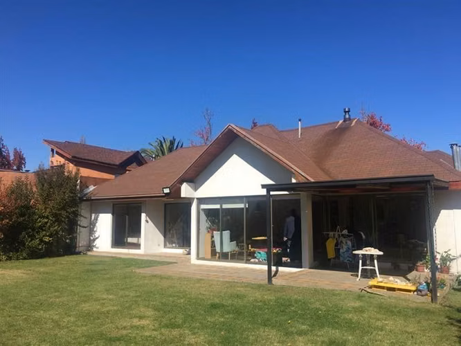 Casa en venta las rastras de 4 dorm. en Talca