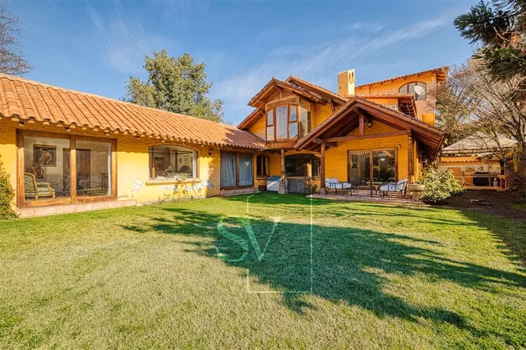 Local Comercial en arriendo en Lo Barnechea