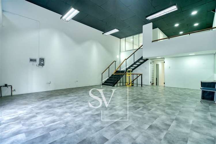 Local comercial, excelente ubicación, planta libre