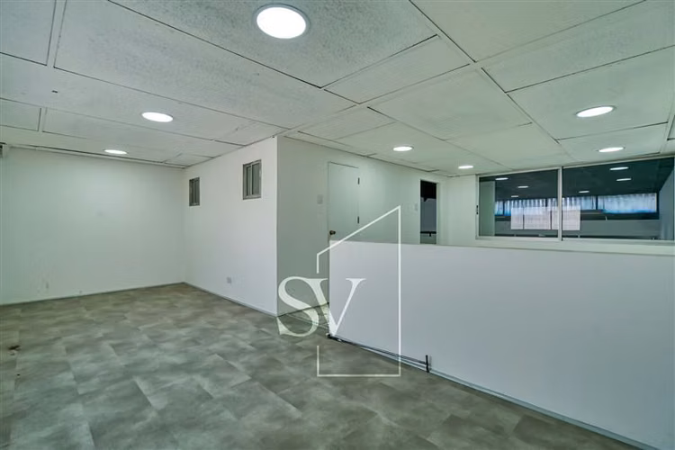 Local comercial, excelente ubicación, planta libre - Imagen 35