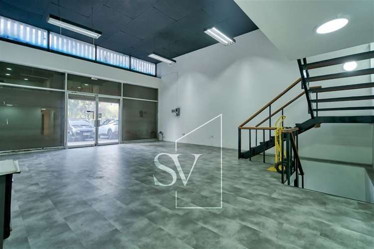 Local comercial, excelente ubicación, planta libre