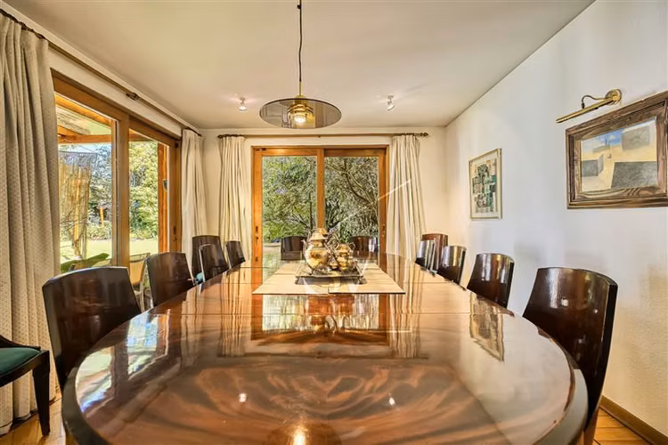 Espectacular casa, en sector consolidado de Los Dominicos