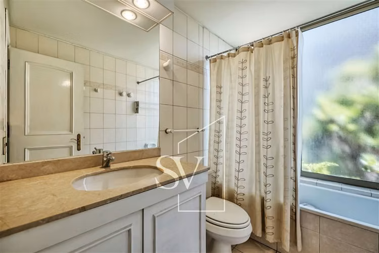 Penthouse con espectacular vista y posibilidad de 2 deptos