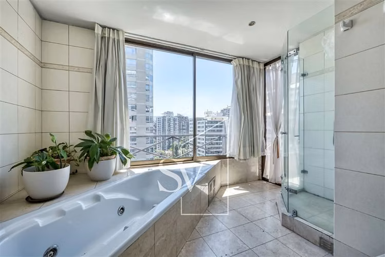 Penthouse con espectacular vista y posibilidad de 2 deptos