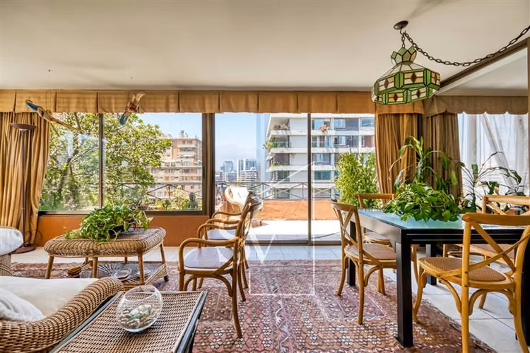 Penthouse con espectacular vista y posibilidad de 2 deptos