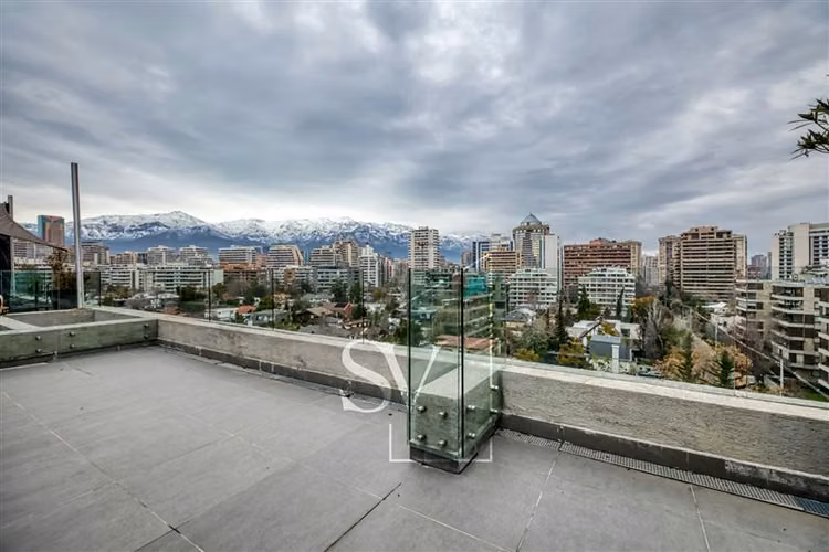 Moderno Pent-house, espectacular, excelente ubicación