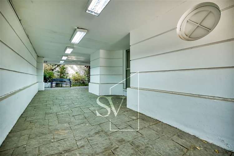M. Salvador, Casa Patrimonial Comercial, Ideal centro salud