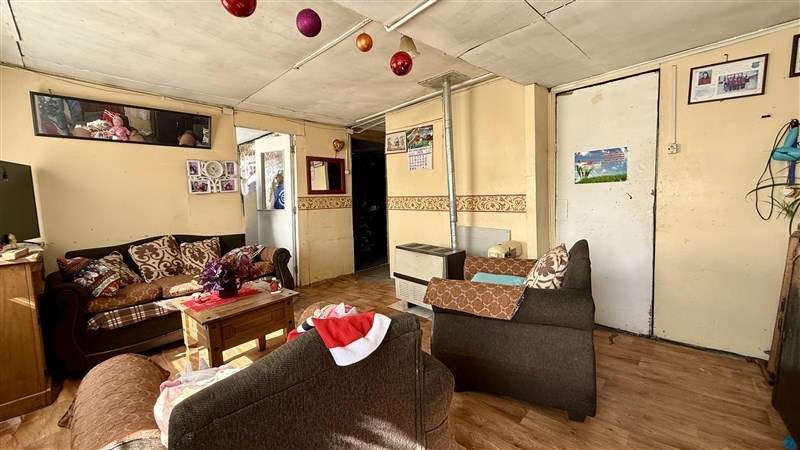 Casa con amplio terreno en Punta Arenas - Imagen 9