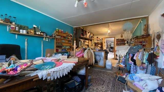 Oficina y amplia casa de 600 m2 en venta en Natales