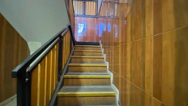 Espasioso Local Comercial en 2do piso en arriendo en Natales