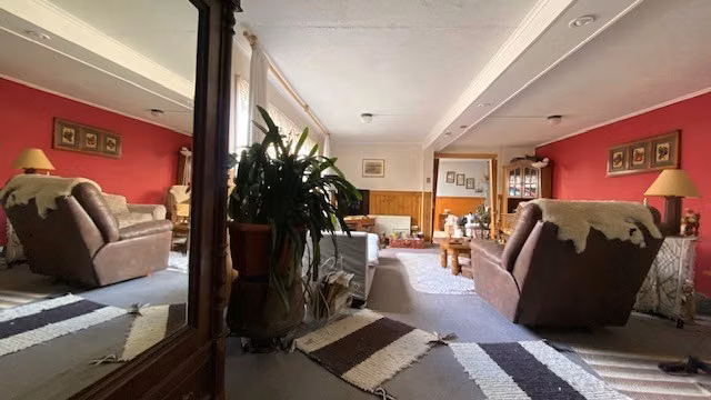 Amplia casa en venta de 600 m2, 4 dorm.y 2 baños en Natales