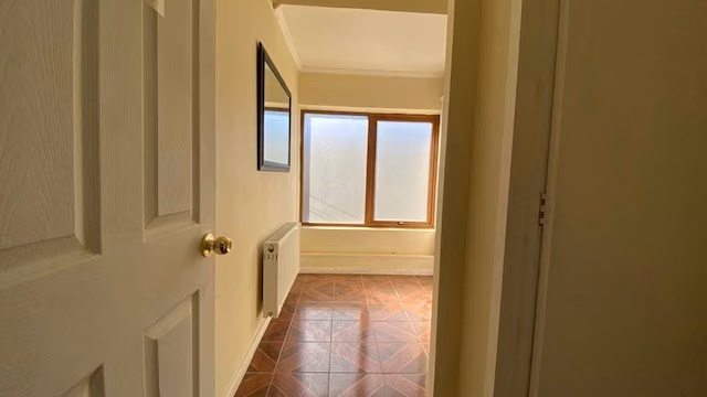 Espaciosa oficina central en 2do piso en arriendo en Natales