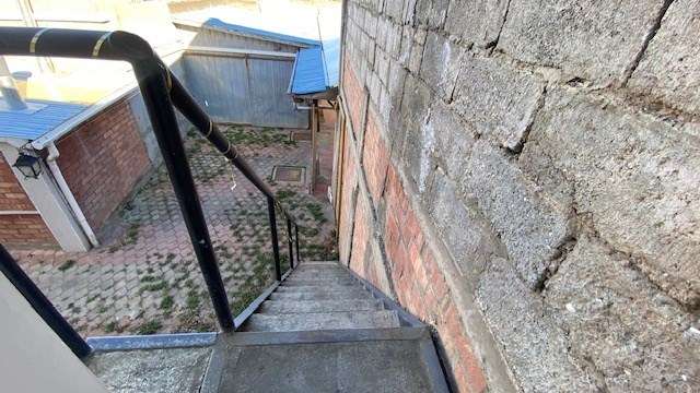 Espaciosa oficina central en 2do piso en arriendo en Natales