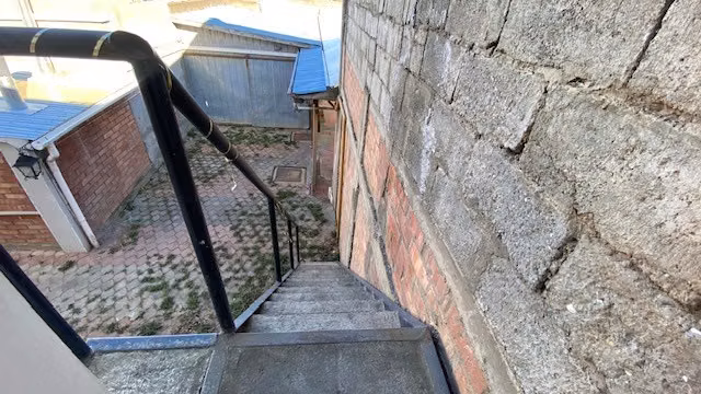 Espaciosa oficina central en 2do piso en arriendo en Natales