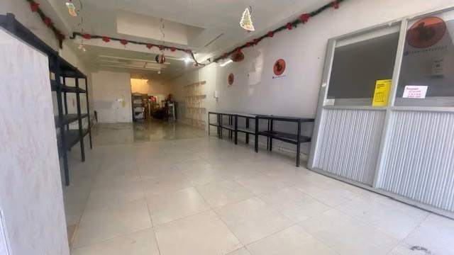 Amplio local comecial y bodega en arriendo en Natales