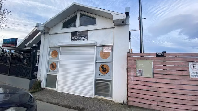 Amplia Bodega central en arriendo en Natales