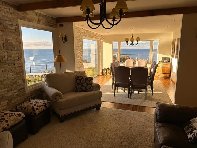 Casa en venta de 4 dormitorios, 2 pisos. en Punta Arenas