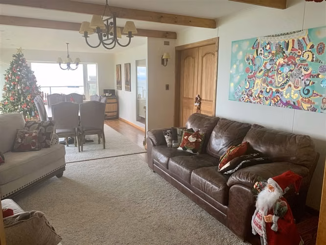 Casa en venta de 4 dormitorios, 2 pisos. en Punta Arenas