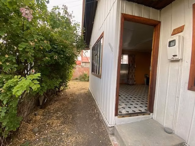 Casa en venta de 2 dorm. con terreno de 500 m2. en Natales