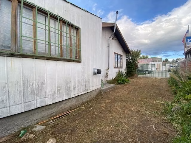 Casa en venta de 2 dorm. con terreno de 500 m2. en Natales