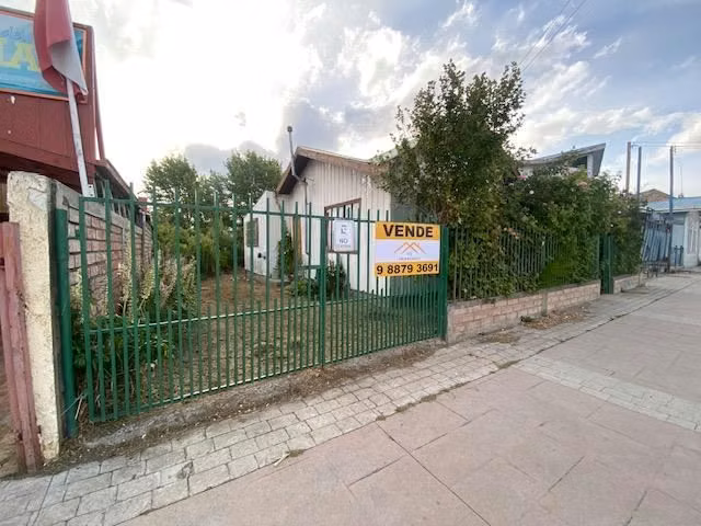 Casa en venta de 2 dorm. con terreno de 500 m2. en Natales