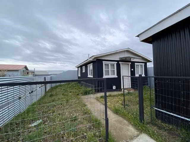 Casa en Venta con 2 dpto c/u de 2 dorm. en Puerto Natales
