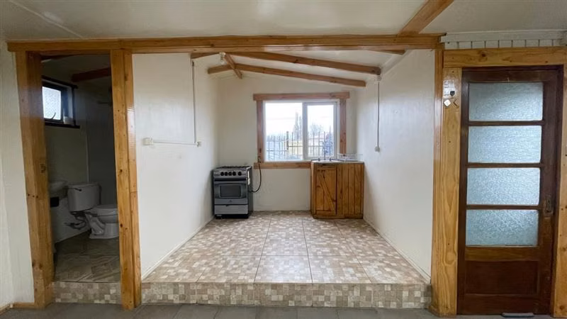 Propiedad en Venta, 2 Depto. de 2 dorm. y casa en Natales - Imagen 13